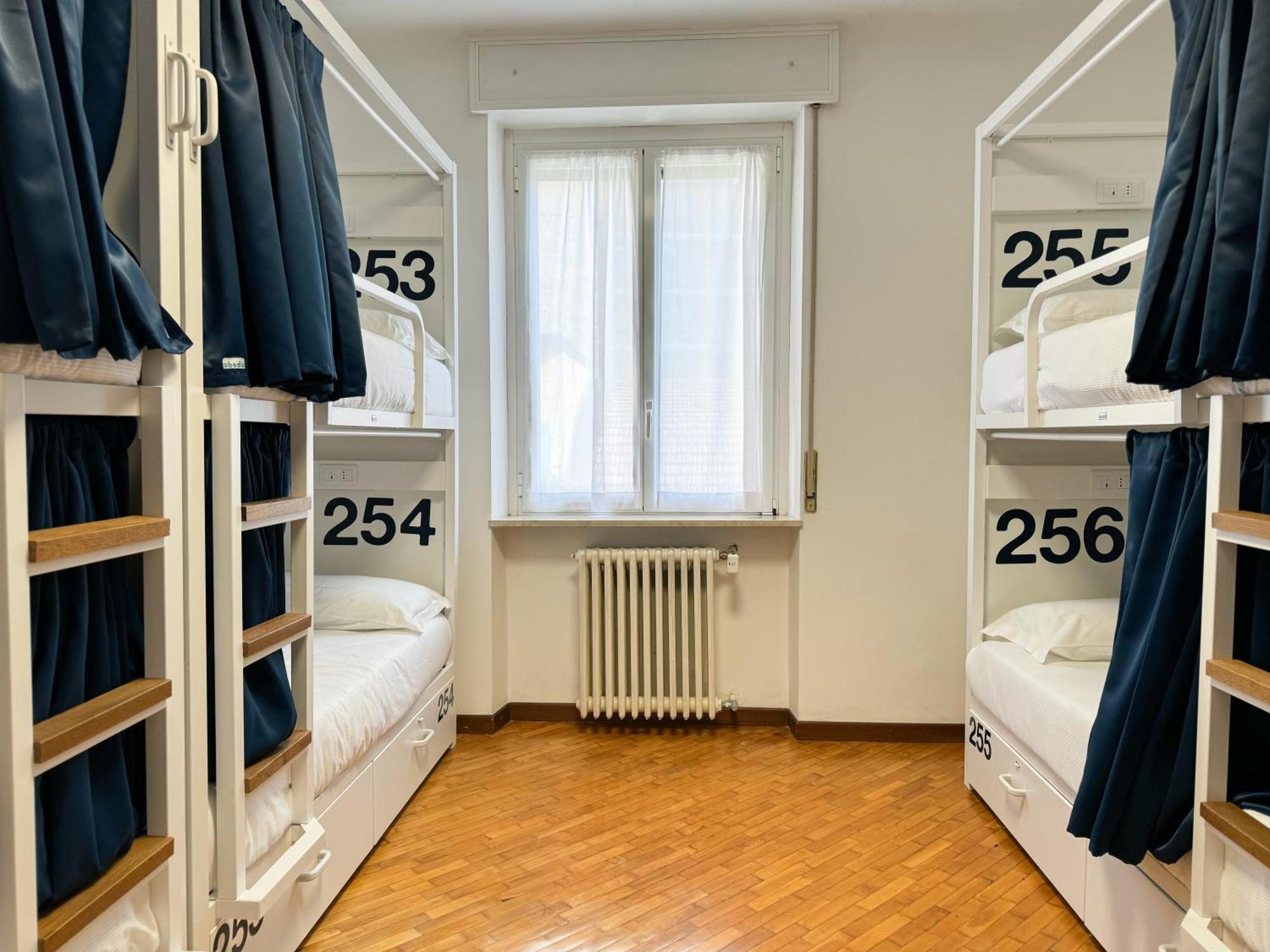 Hostal Bovisa Urban Garden Milán